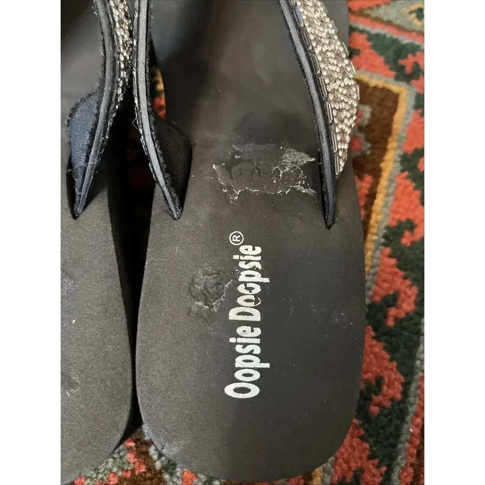 Womens Size 9 Chunky Y2K Inspired Platform Flip Flop Sandals Black Rhinestones